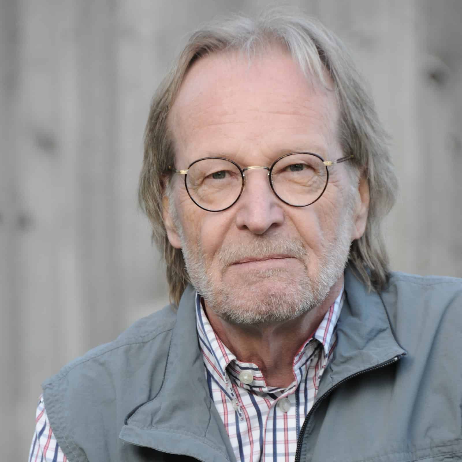 Wiki Science Competition – winning with mostly tiny models