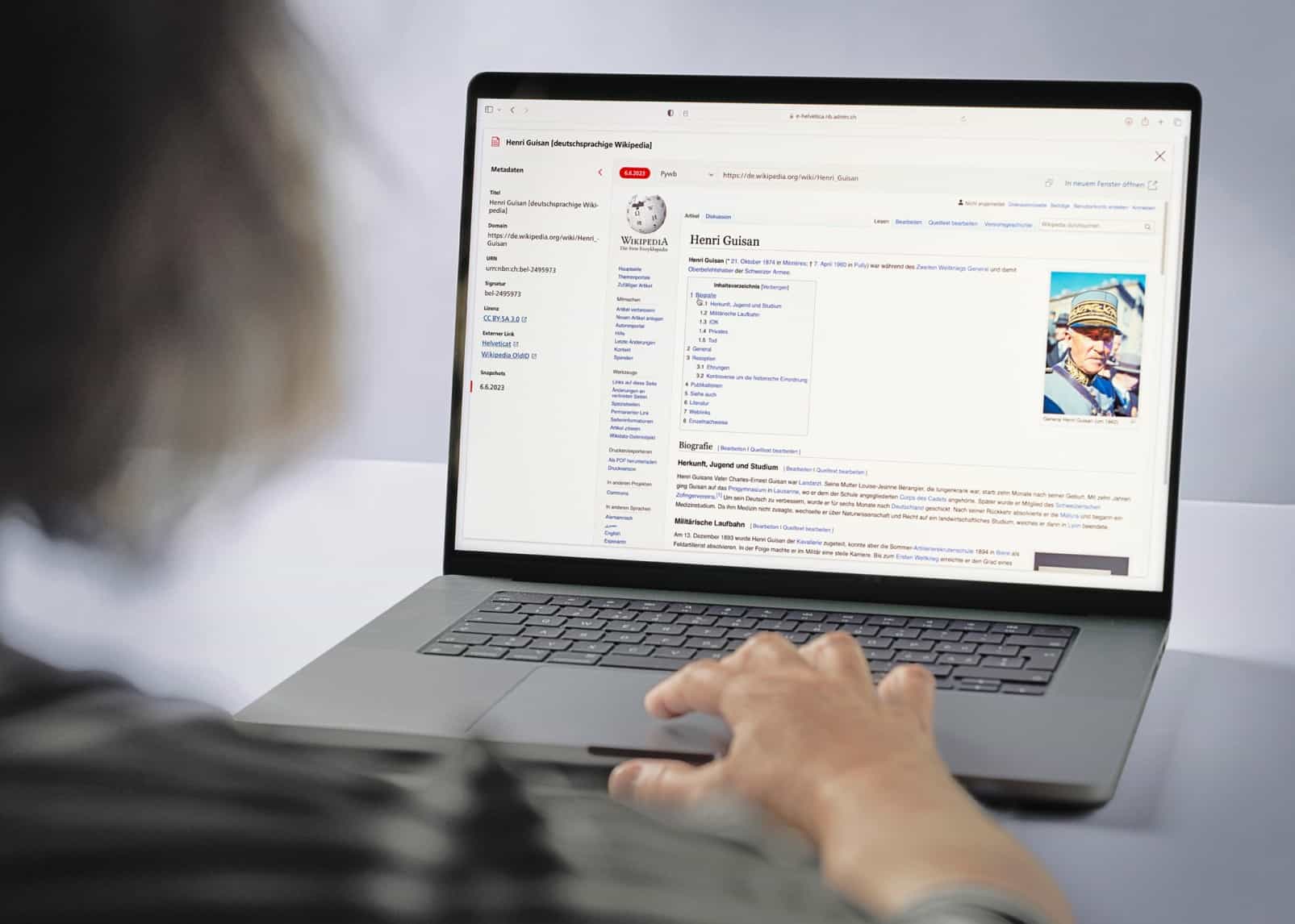 Swiss National Library started to collect Wikipedia articles